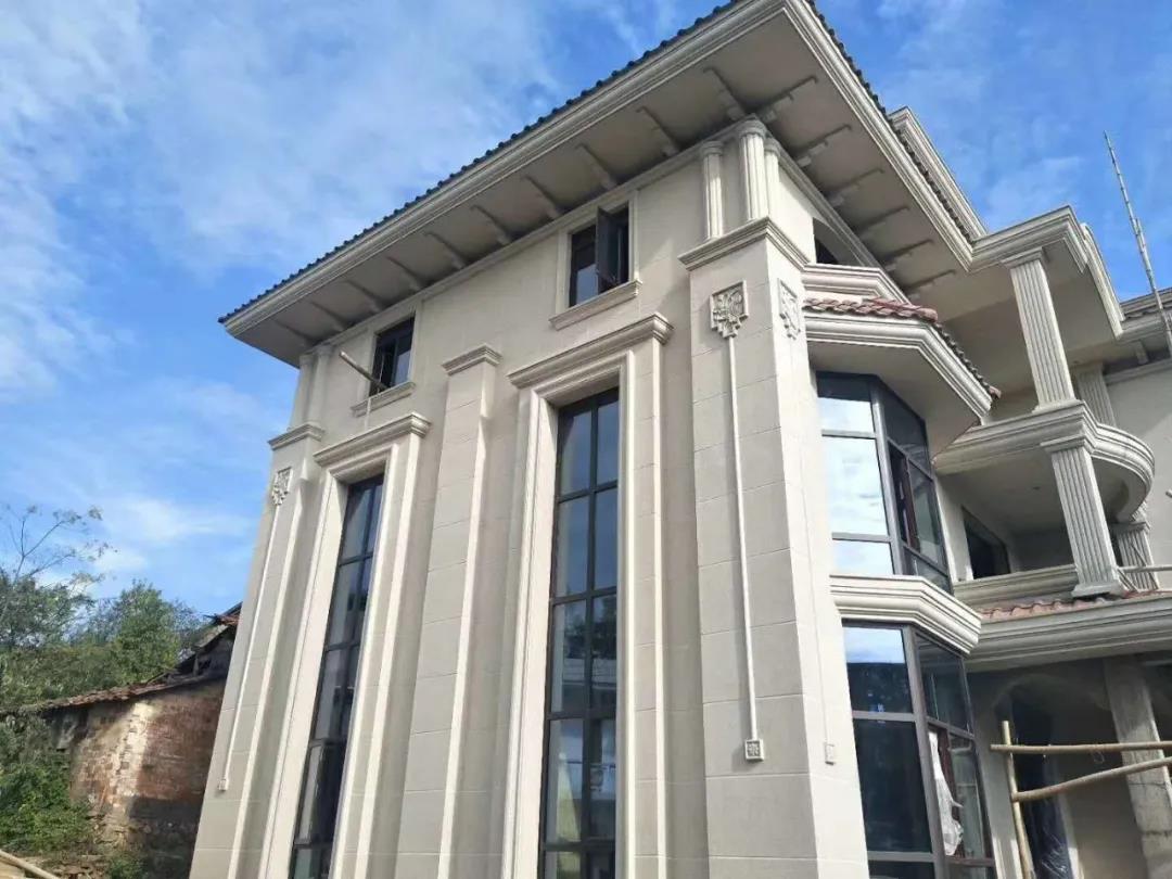 還在用天然石材做外墻別墅？現(xiàn)在都這樣做了。。。